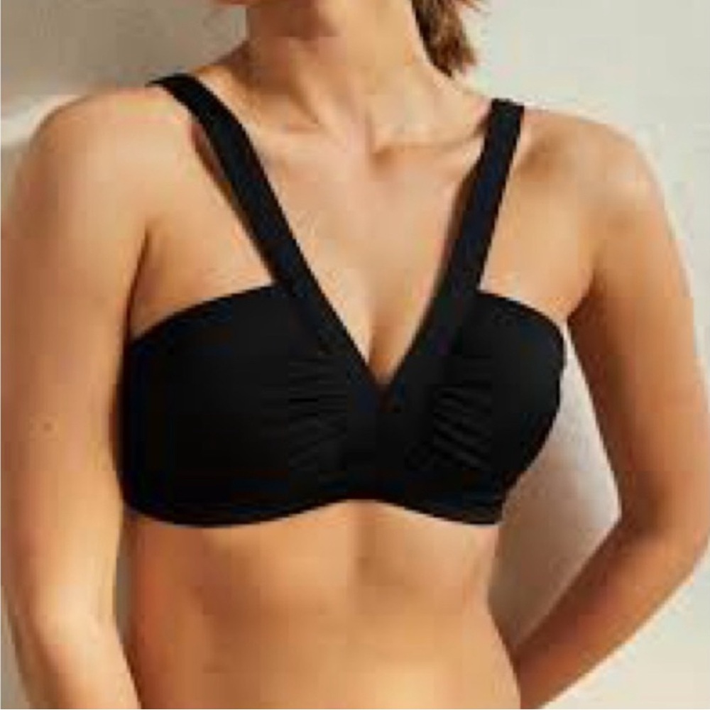 Boden Corsica V-Neck Bikini Top in Black - Sz US 6